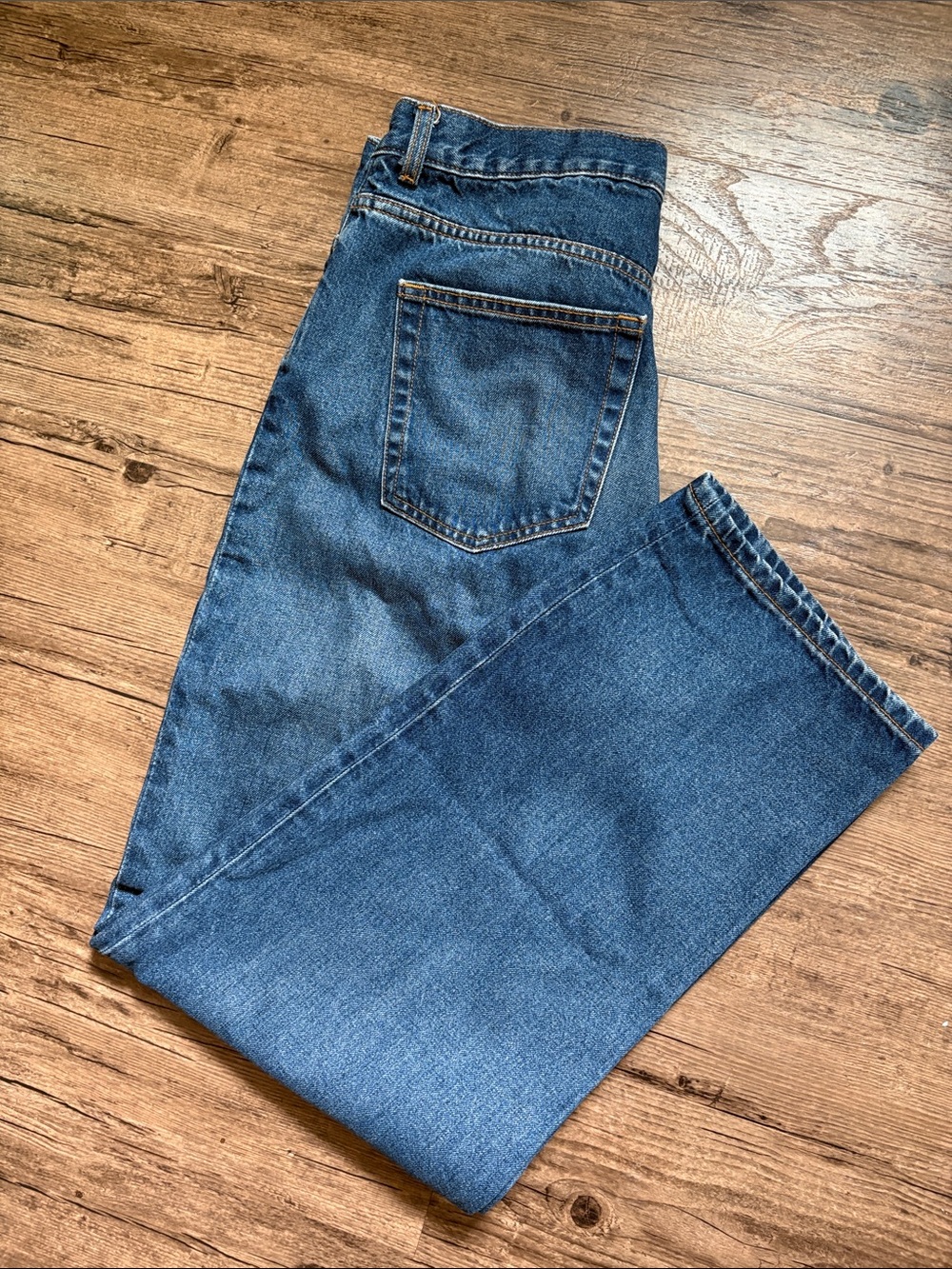 Weekday High-Rise Loose Jeans in Blue Denim - Picture 2 of 12